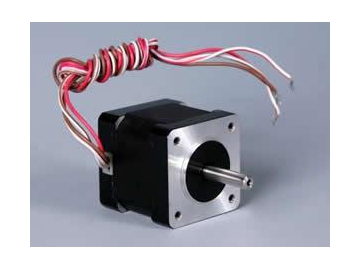 3-phasiger Hybrid-Schrittmotor mit dem Schrittwinkel von 1.2 Grad und der Abmessung von 42mm