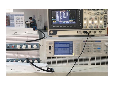 SP-300 Serie AC Einphasen-Netzgerät, programmierbar