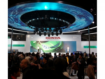 Innere LED-Videowand R8