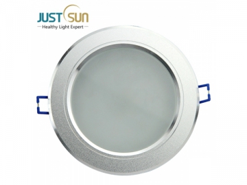 LED-Einbauleuchte mit der Abdeckung in Milchfarbe